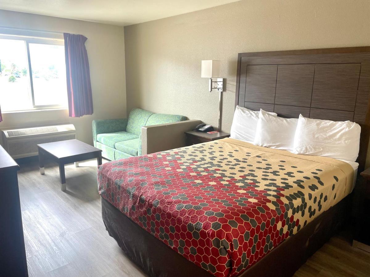 Econo Lodge Inn & Suites Corning Εξωτερικό φωτογραφία