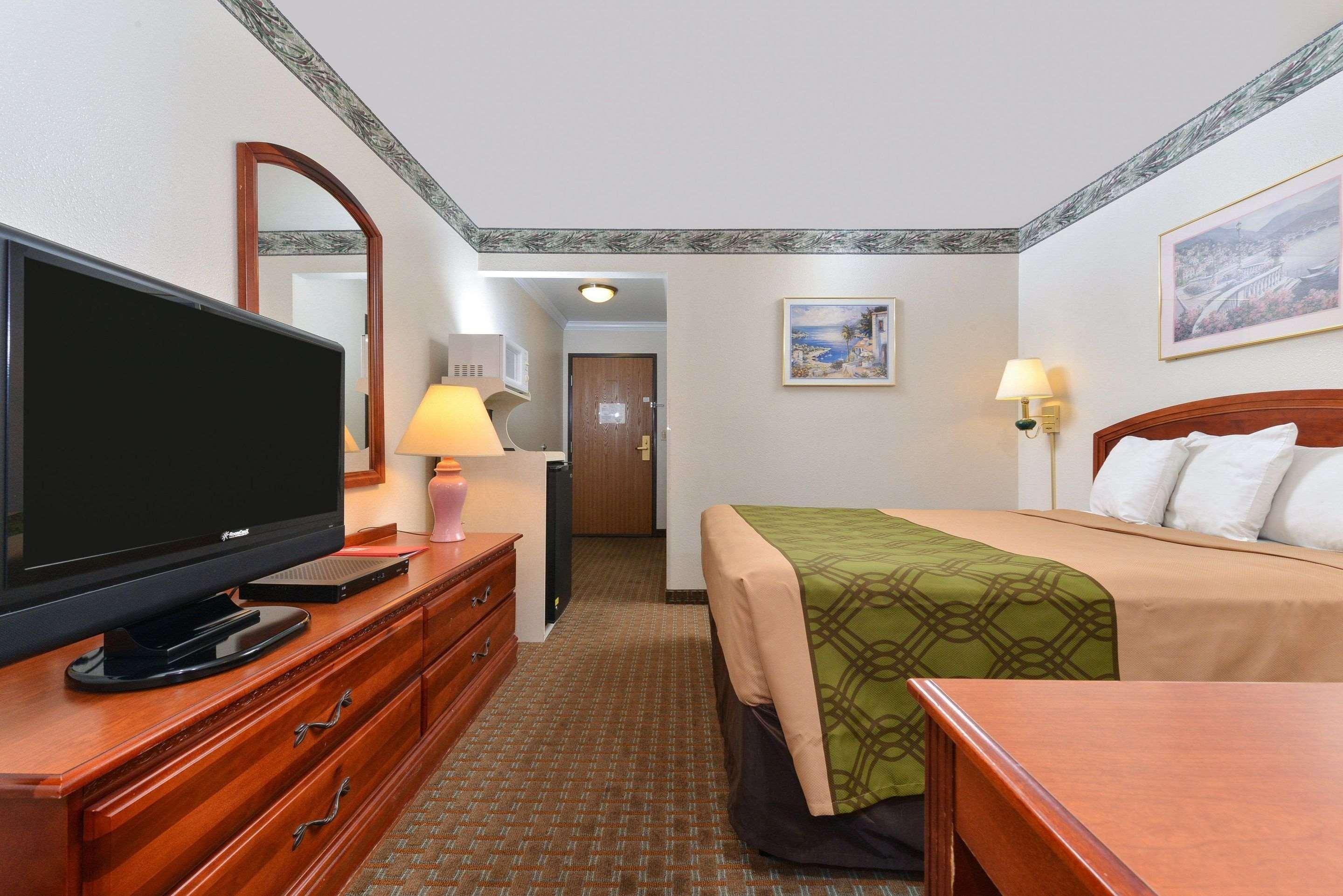 Econo Lodge Inn & Suites Corning Εξωτερικό φωτογραφία