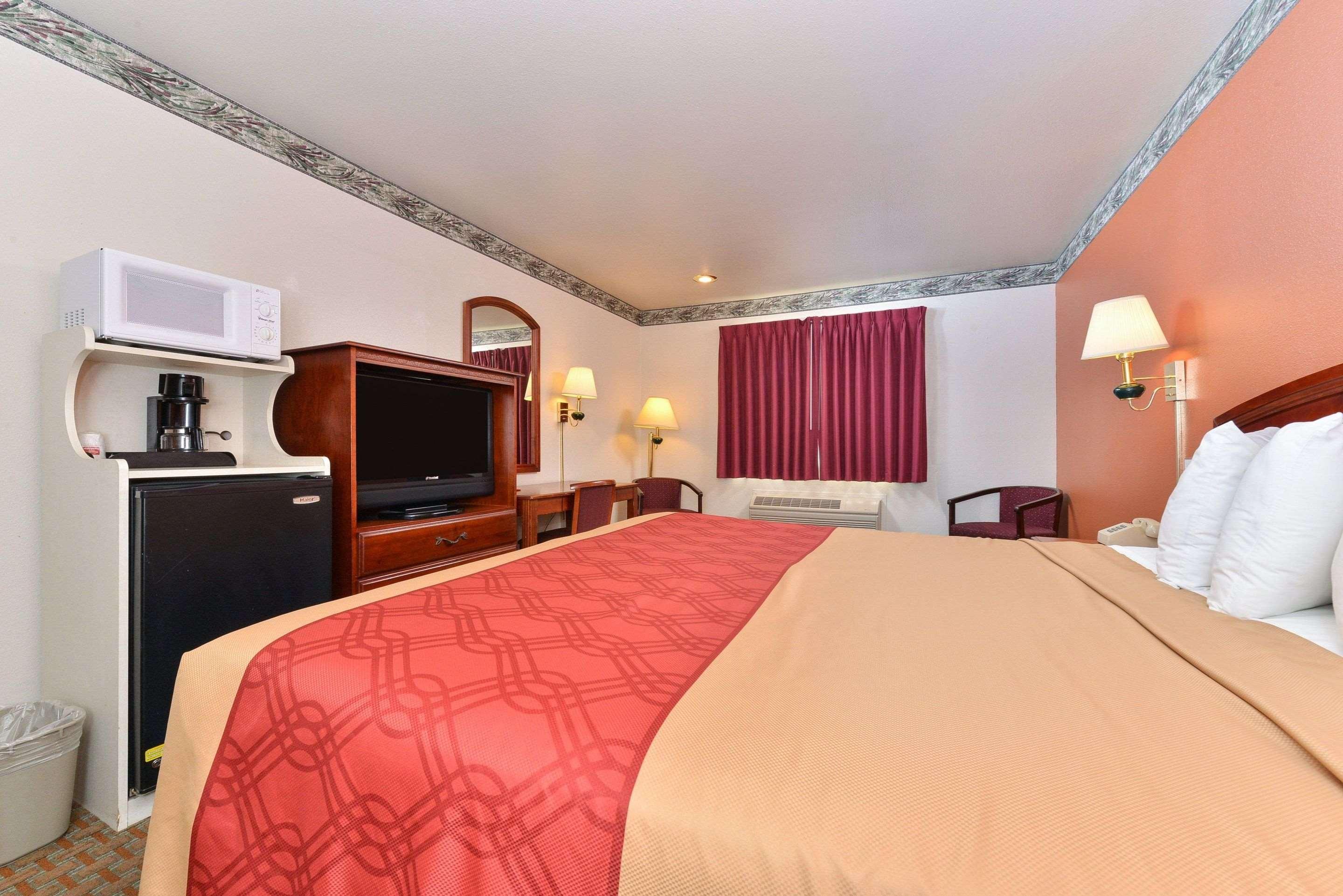 Econo Lodge Inn & Suites Corning Εξωτερικό φωτογραφία