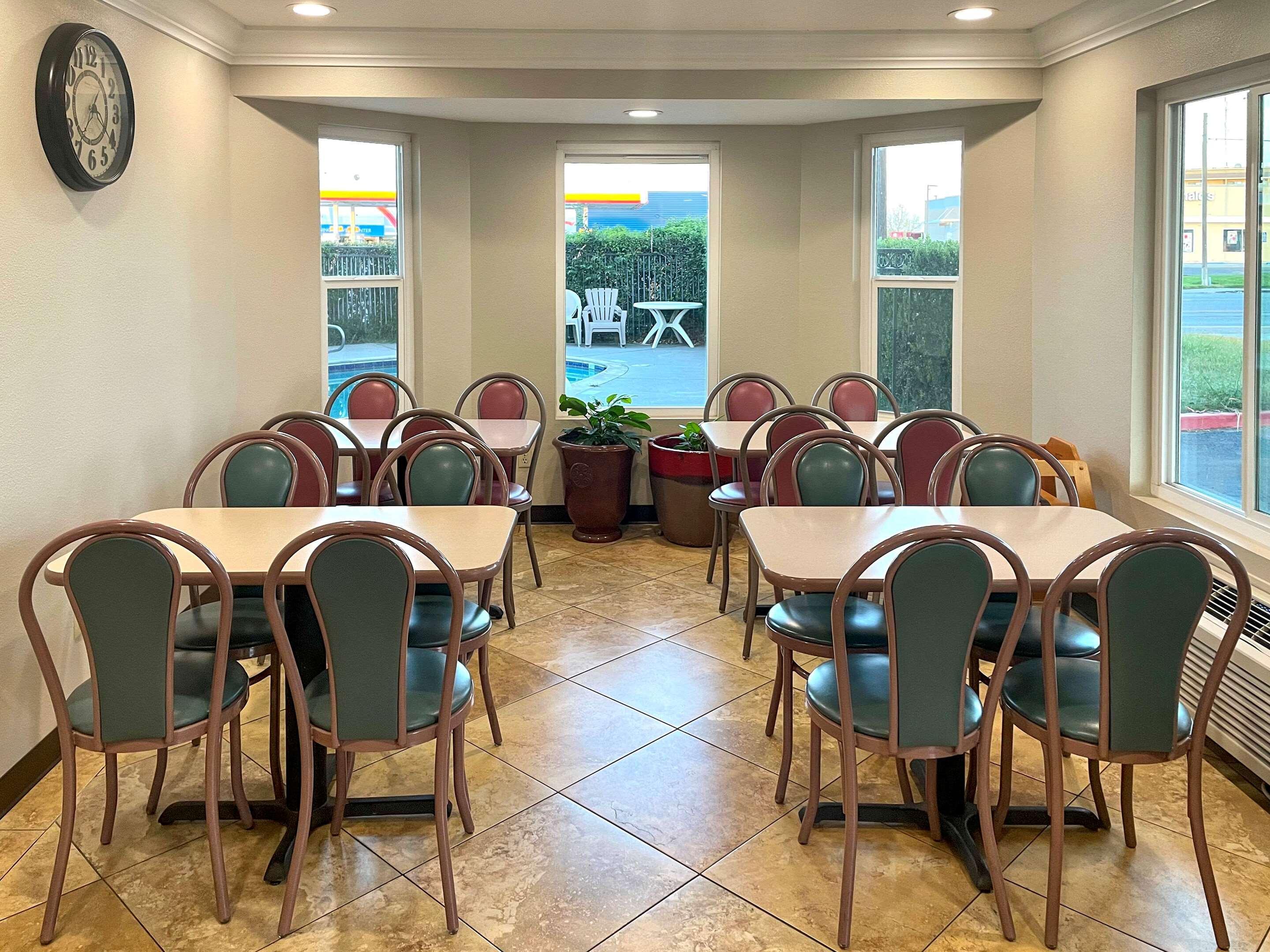 Econo Lodge Inn & Suites Corning Εξωτερικό φωτογραφία