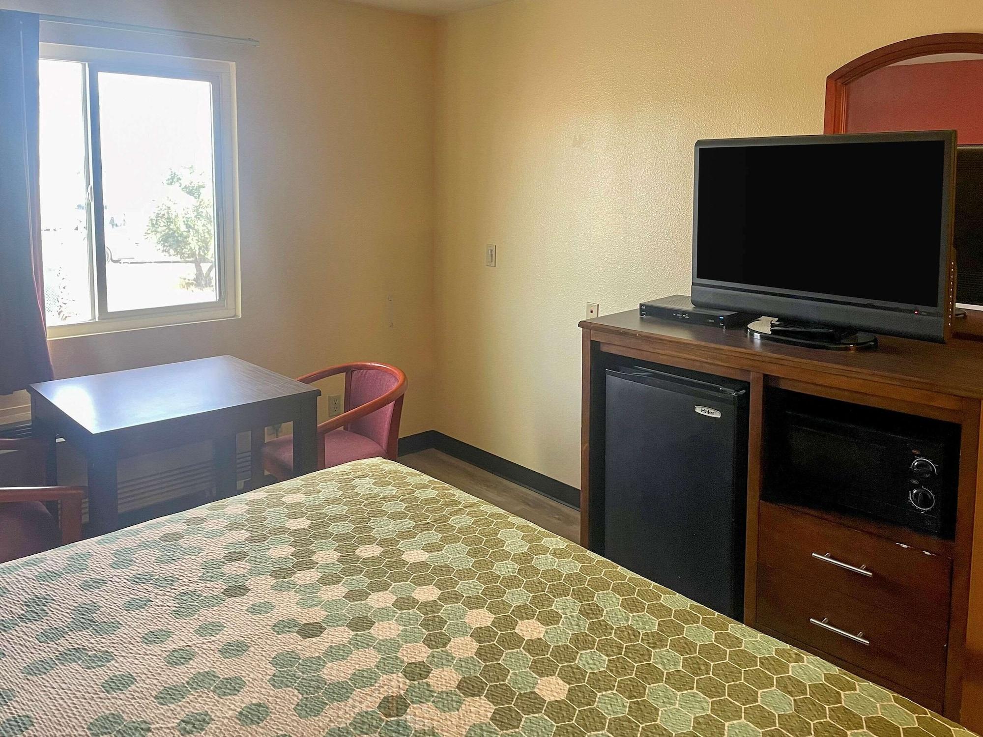 Econo Lodge Inn & Suites Corning Εξωτερικό φωτογραφία